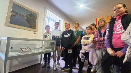 Poskusni odtisi znamk z Vorančevim portretom (2)